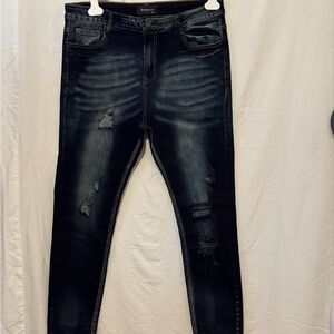 Ripped Skinny Fit Jeans